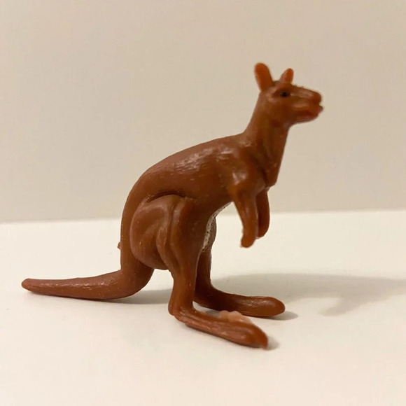 Vintage Lot  of 5 Kangaroo Plastic Toys Hong Kong - Picture 12 of 16
